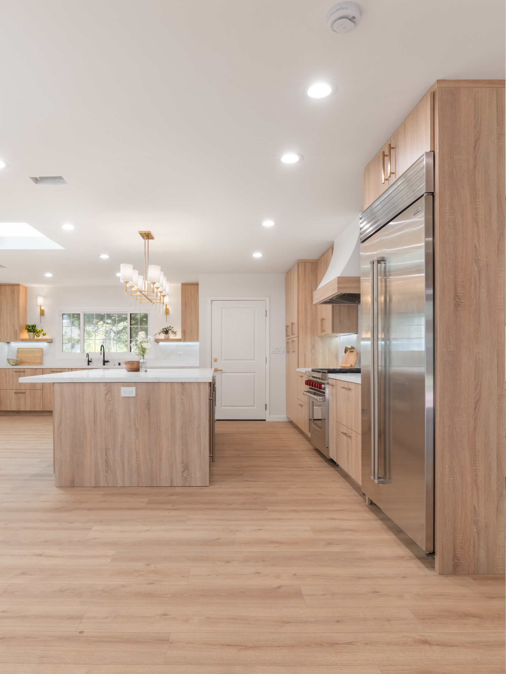 La Cañada kitchen — 5blox Interior Design