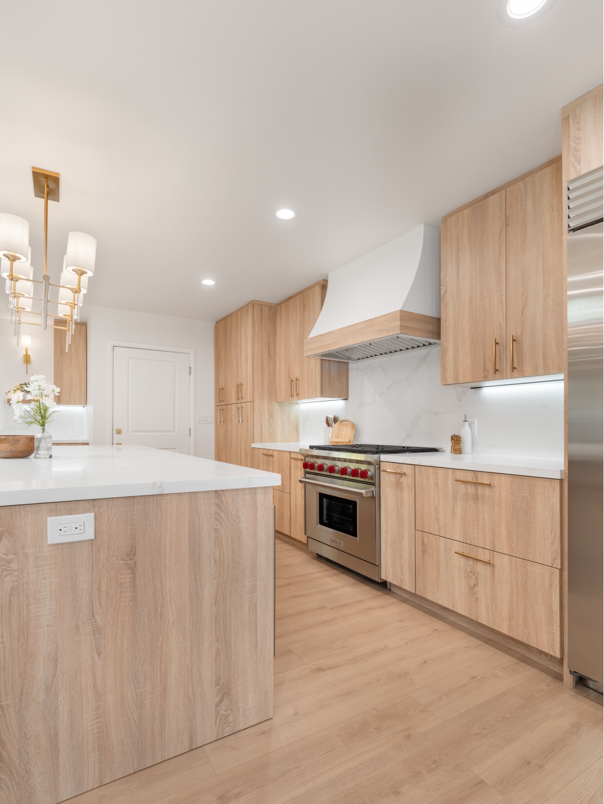 La Cañada kitchen — 5blox Interior Design