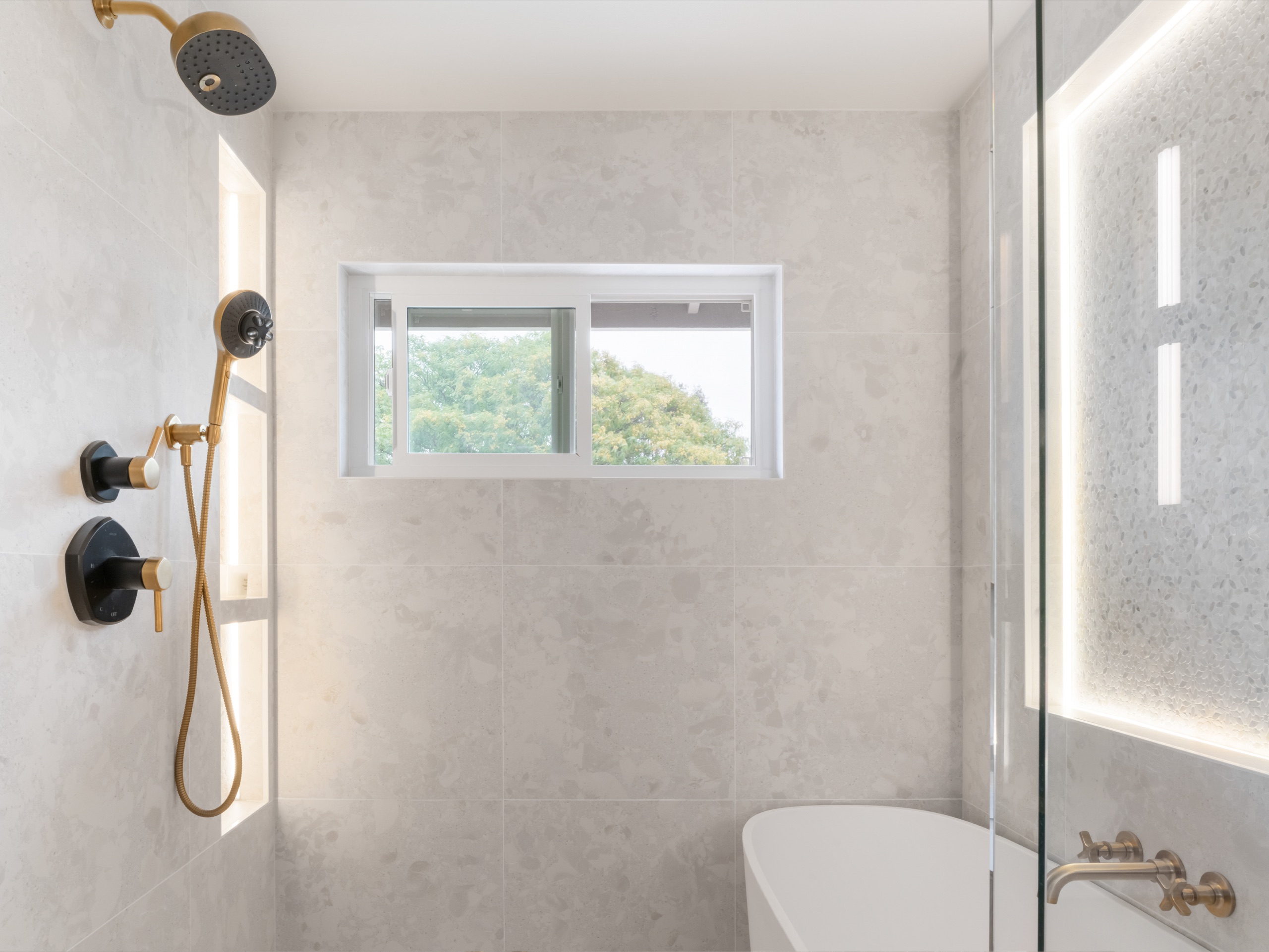 Manhattan Beach primary suite — 5blox Interior Design