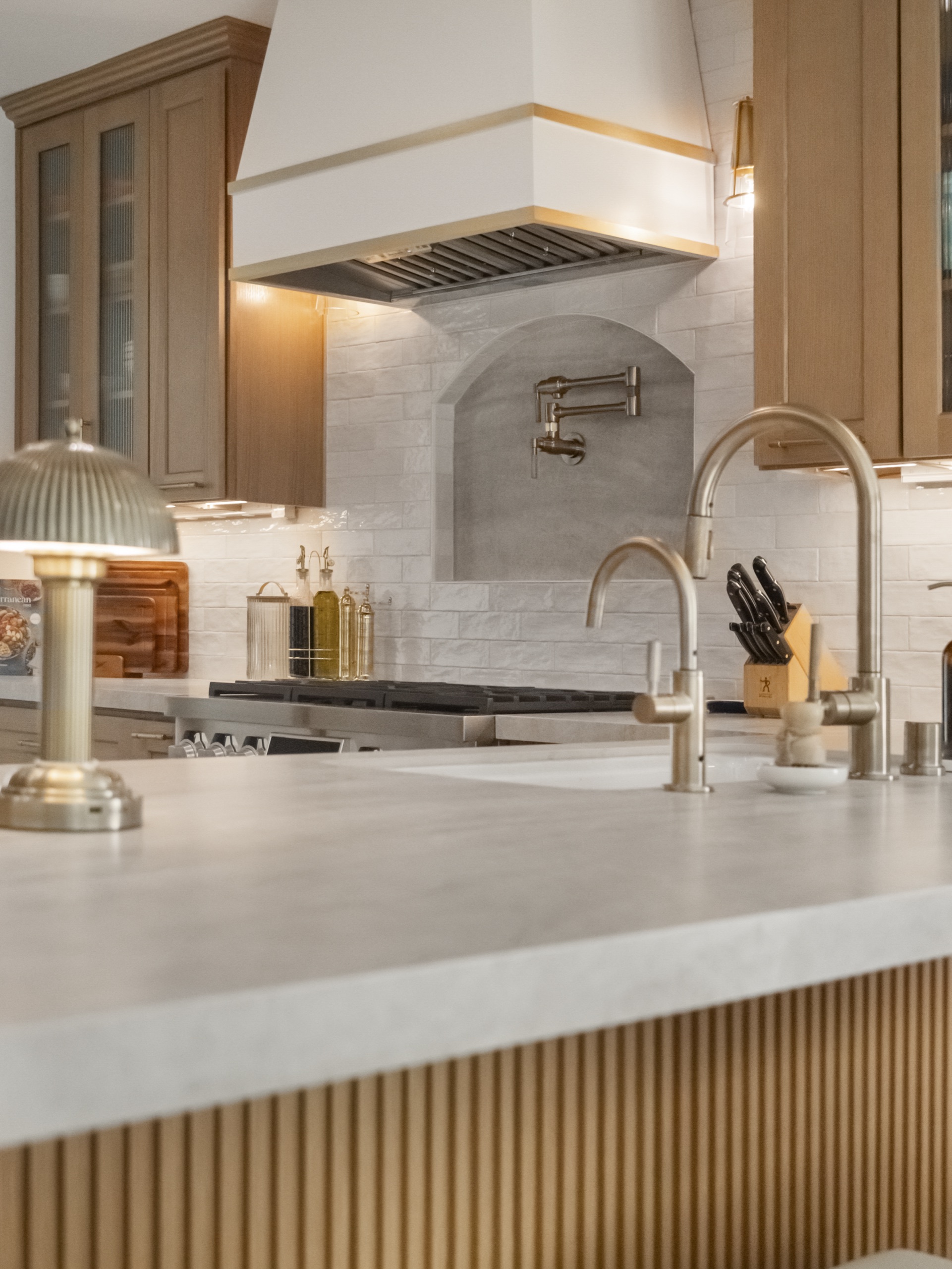 Van Nuys kitchen — 5blox Interior Design