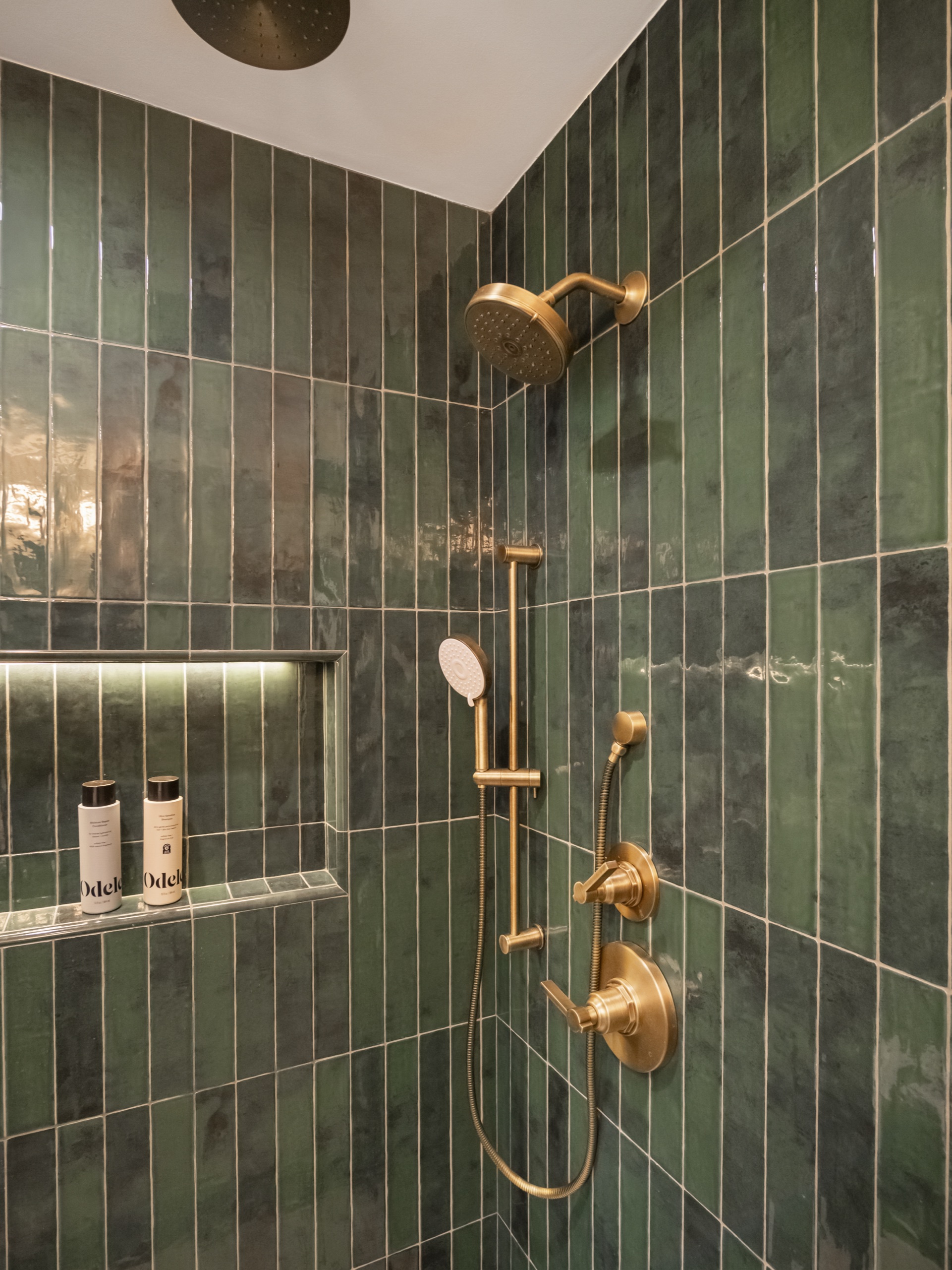 Van Nuys kitchen — 5blox Interior Design