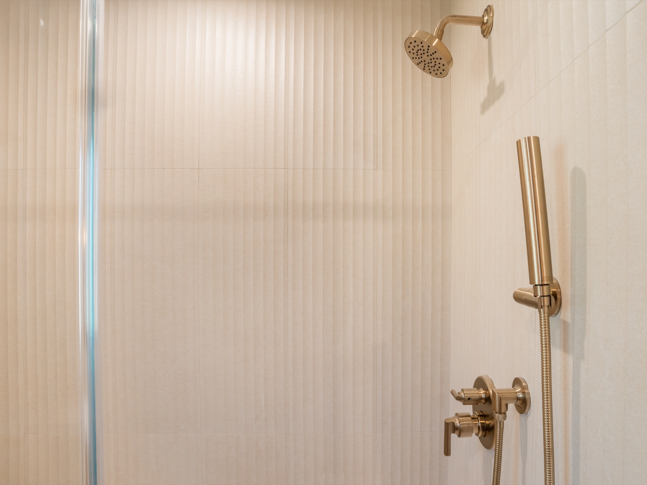Westchester primary bath — 5blox Interior Design