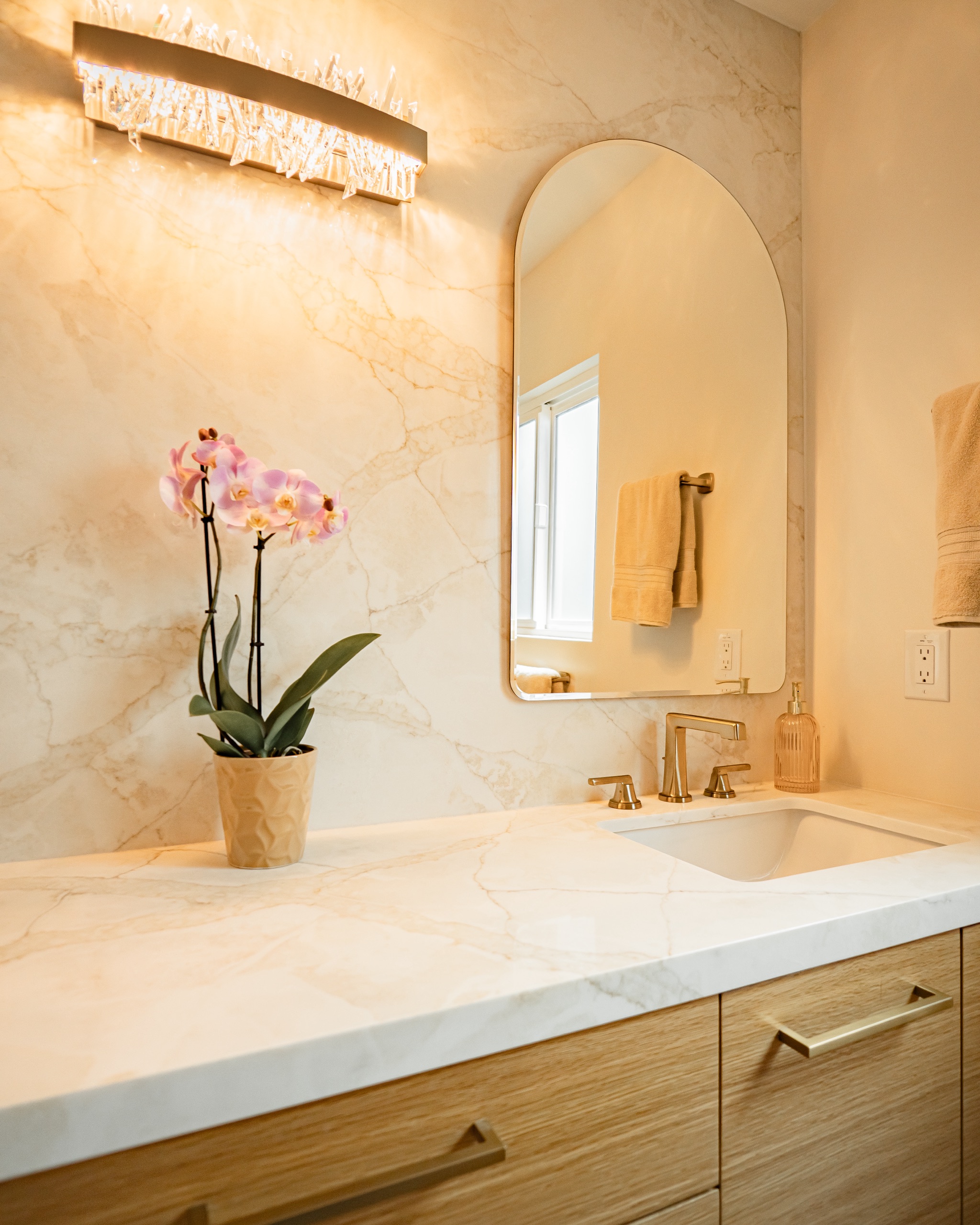 Westchester primary suite — 5blox Interior Design