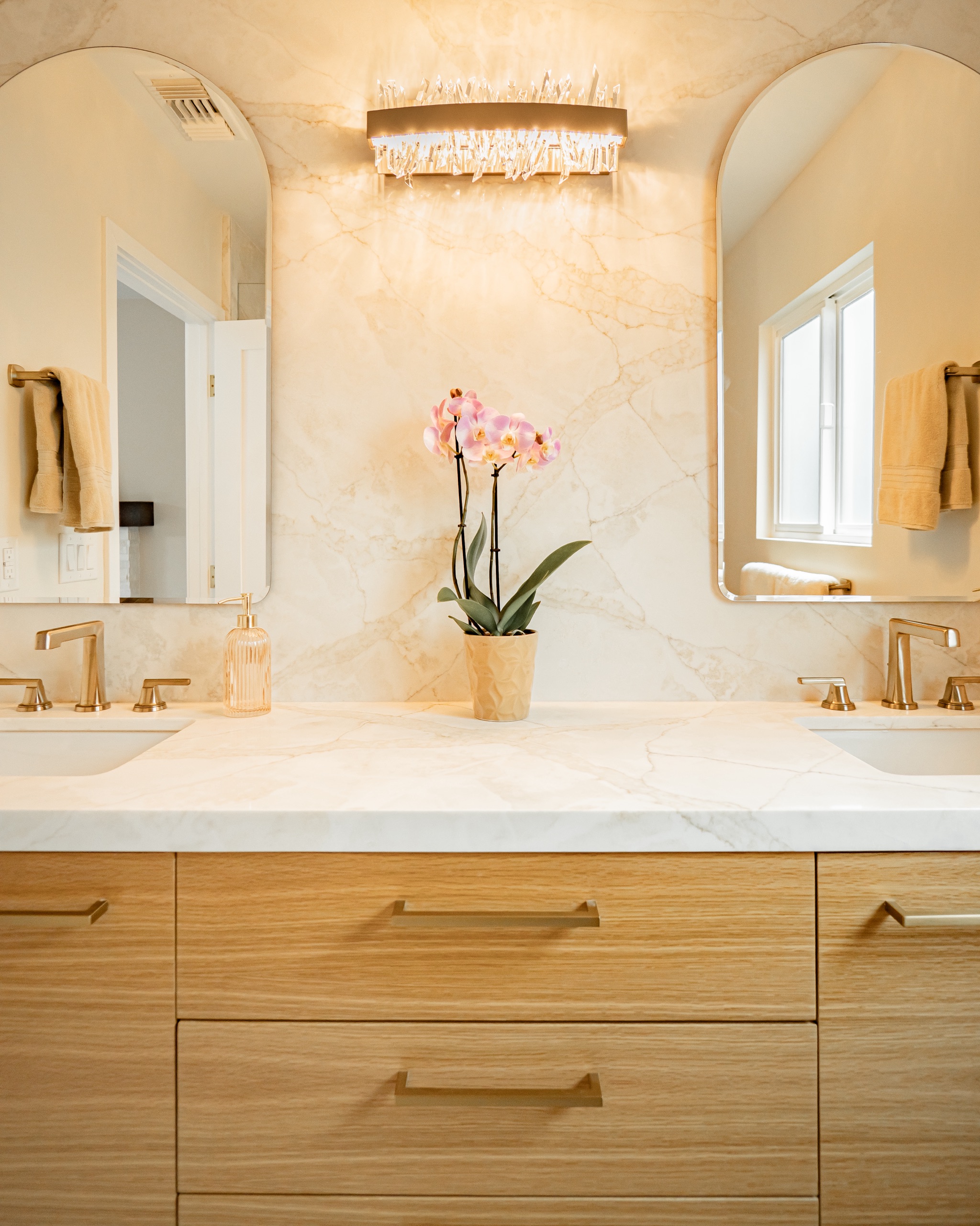 Westchester primary suite — 5blox Interior Design