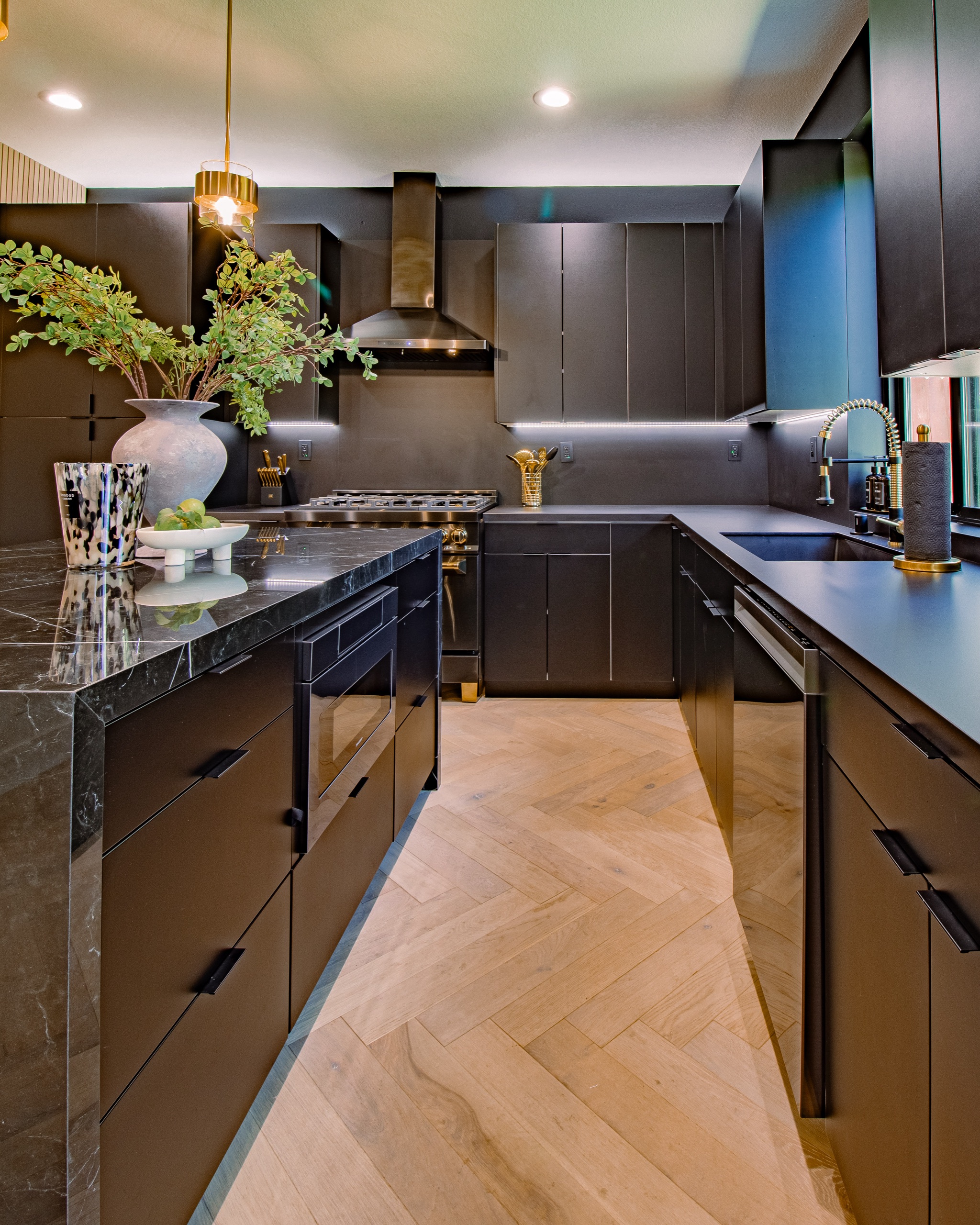 Winnetka kitchen — 5blox Interior Design
